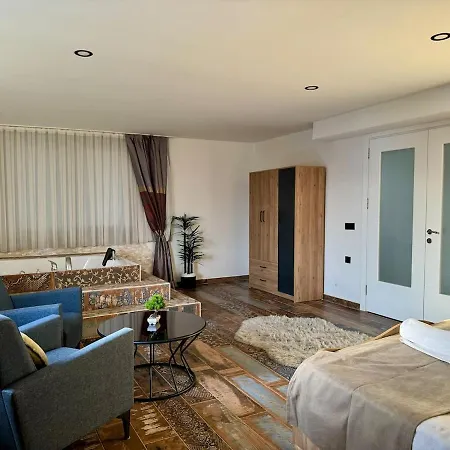 Casa Rosa Luxury W Heated Pool